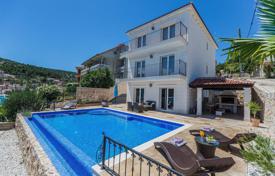 Yazlık ev – Trogir, Split-Dalmatia County, Hırvatistan. 950,000 €