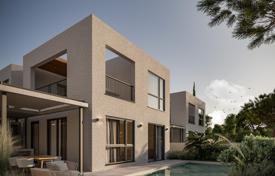 Villa – Kissonerga, Baf, Kıbrıs. From $680,000