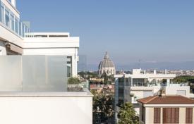 Çatı dairesi – Roma, Lazio, İtalya. $3,694,000