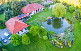 Villa – Piła, Greater Poland, Polonya. 879,000 €