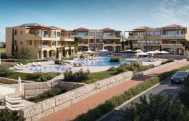 Villa – Aphrodite Hills, Kouklia, Baf,  Kıbrıs. From $560,000