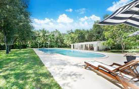 Villa – Pinecrest, Florida, Amerika Birleşik Devletleri. 1,273,000 €