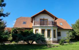 Yazlık ev – Beroun, Central Bohemian Region, Çekya. 1,250,000 €