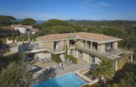 Villa – Saint-Tropez, Cote d'Azur (Fransız Rivierası), Fransa. 9,264,000 €