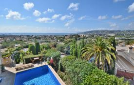 Yazlık ev – Antibes, Cote d'Azur (Fransız Rivierası), Fransa. 1,749,000 €
